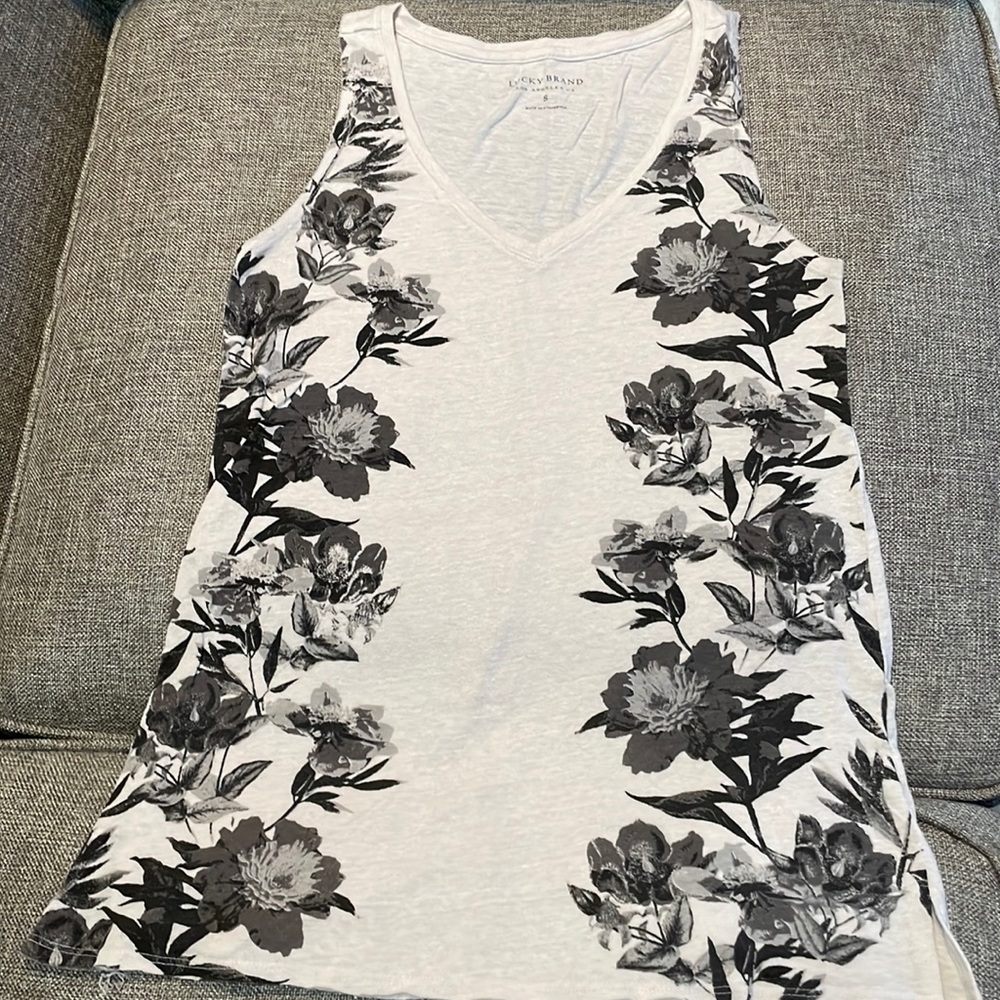 Lucky Brand tee